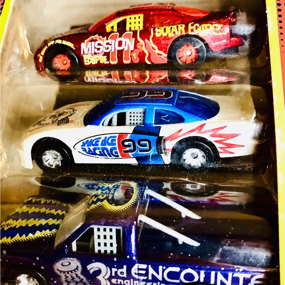 DONATED  Hot Wheels NEW Die cast Vintage Fire Fighter & Racing Street Wheels - Picture 8 of 14